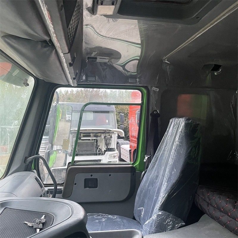 SINO TRUCK 12 Wheel 30 Cubic Meters HOWO 40 tons 8x4 Used Tipper Dump Truck with Performance