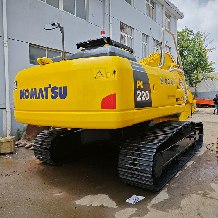 Used Small Komatsu Excavator with Original Engine and 0.3m3 Bucket Capacity in Dubai