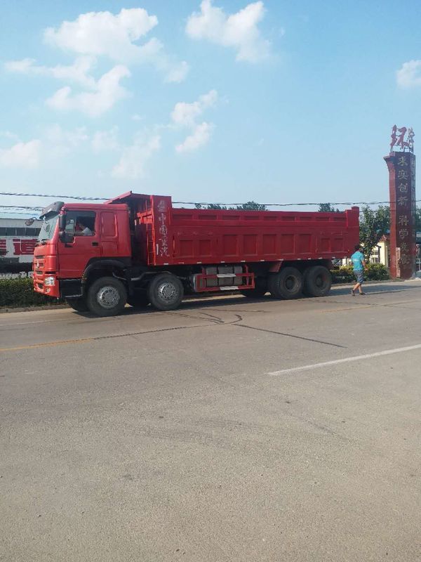 Howo 8x4 371hp 50ton Euro 2 Driving Second Hand Dump Truck Used Tipper Truck