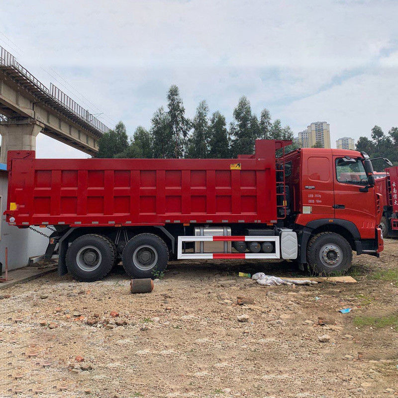 6x4 SINOTRUCK Howo 10 Wheel 20-30 ton Tipper Dump Truck For Mining Transportation