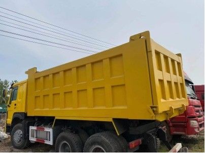 Sino Howo Dump Tipper Truck 371HP Euro 2 Used Sinotruck for Engineering Transportation