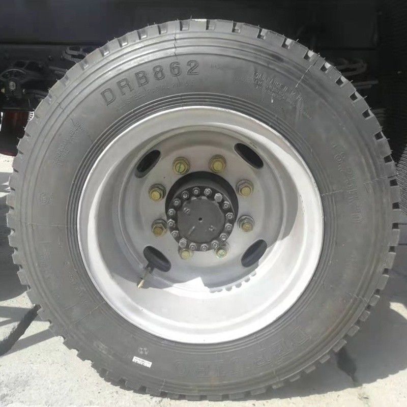 4 6L Engine Capacity 10 Ton Dongfeng Light Dump Truck for Engineering Transportation