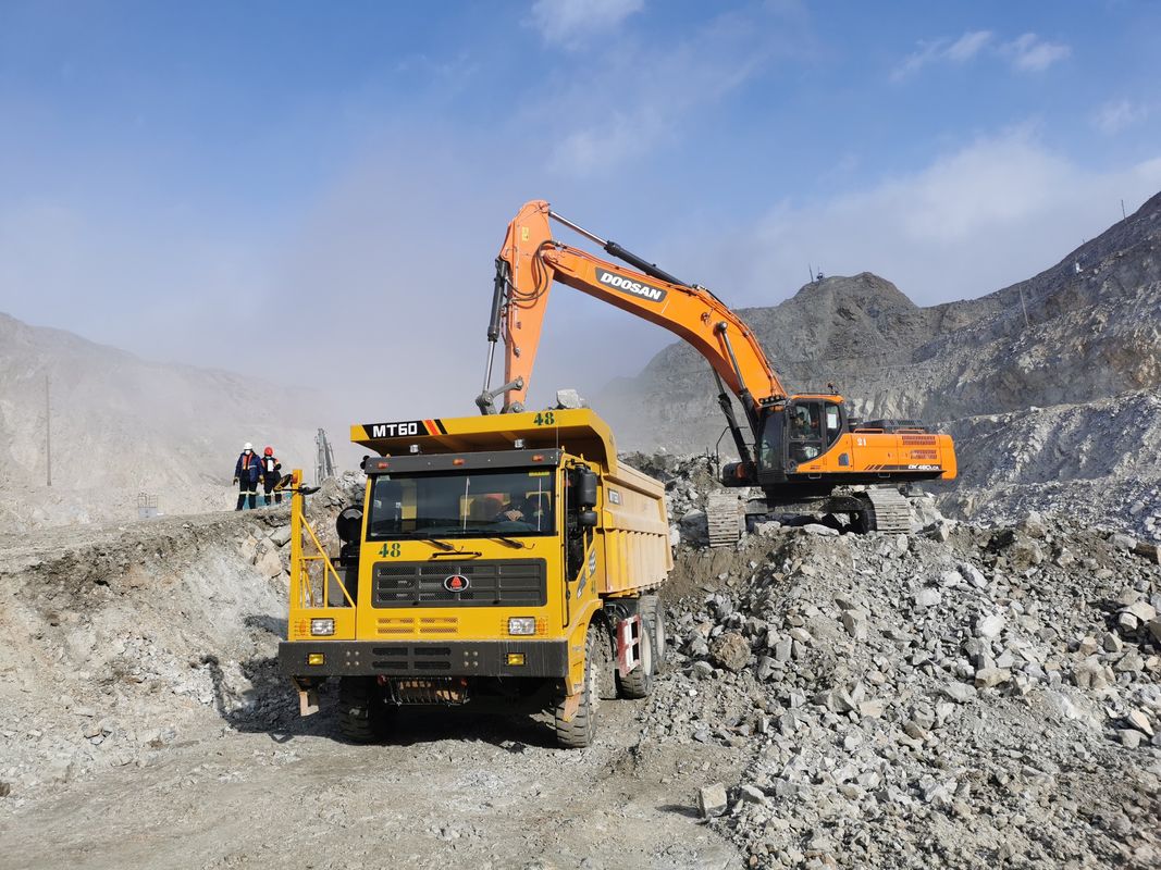2 Reverse Shift MT60 MT86 MT106 Mining Truck 6X4 60-70 Ton Payload Off Road Tipper Truck