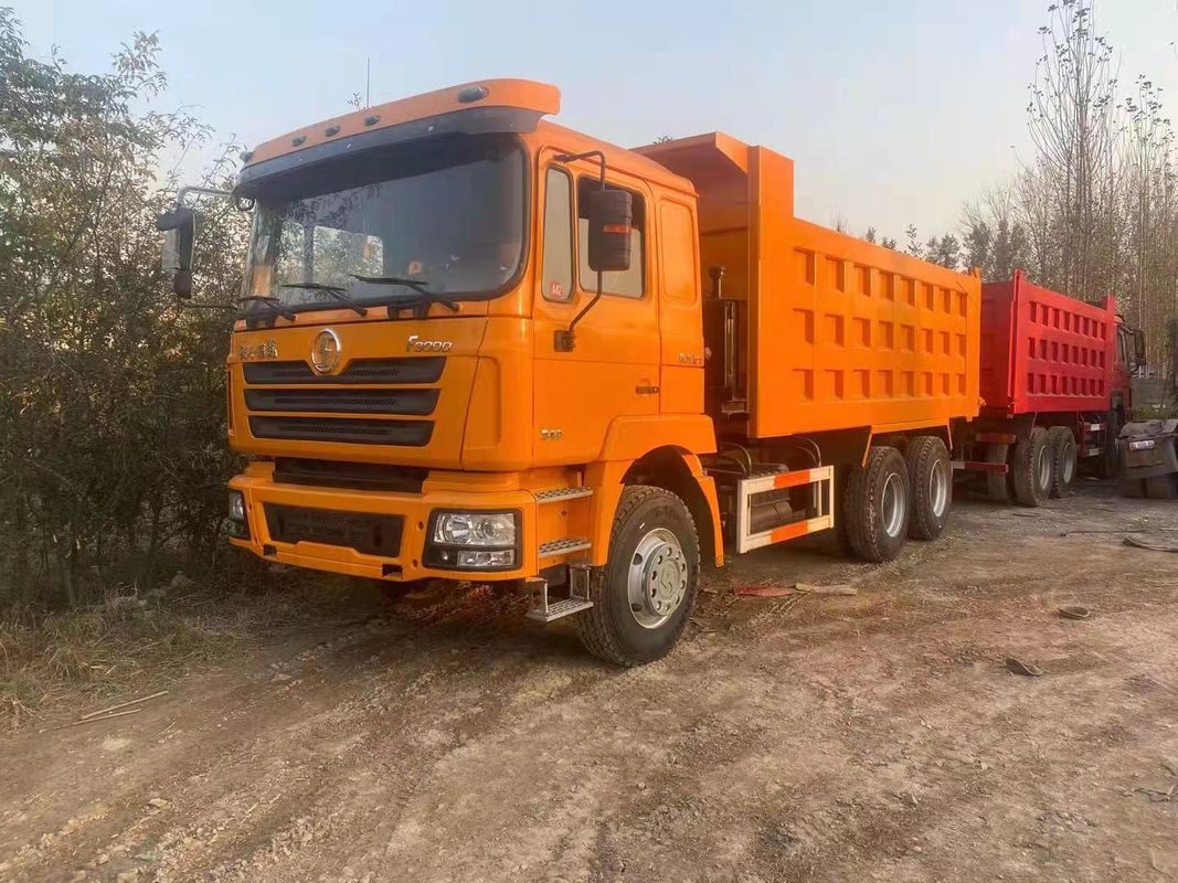 8L Engine Capacity Heavy Duty Shacman F3000 Dump Truck for Loading Build Materials