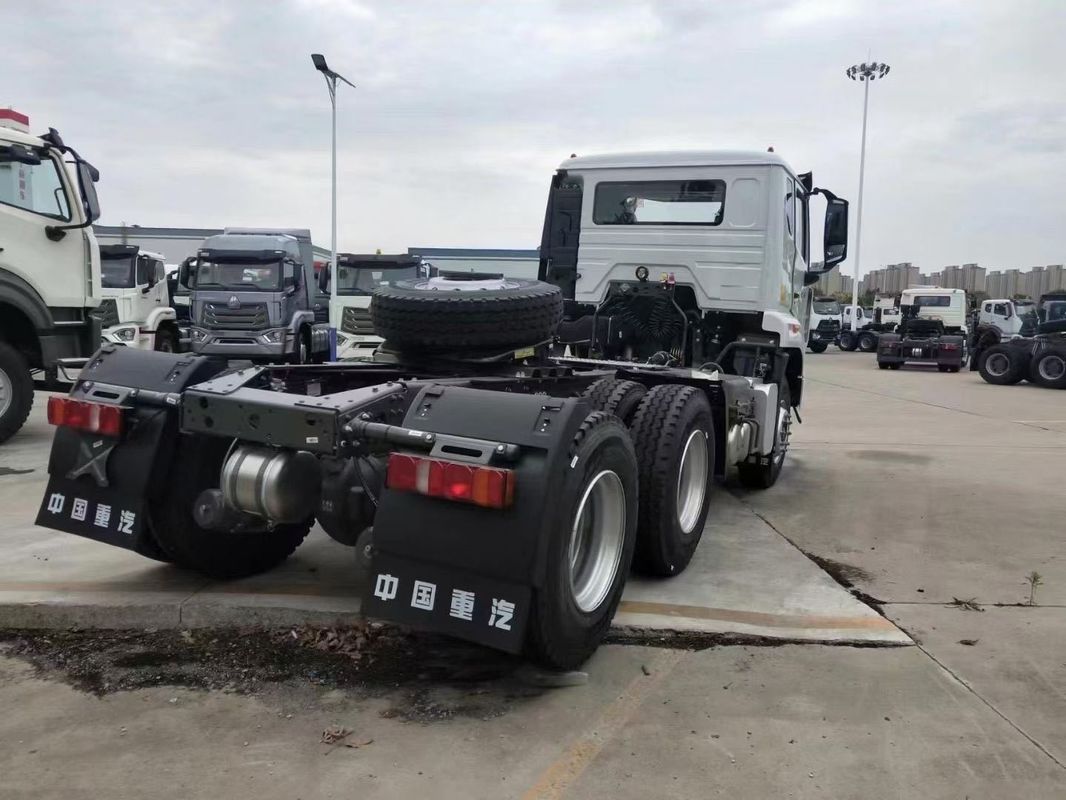 Powerful Cummins 400hp Left Hand Drive 10 Tyres 6x4 Sinotruk Hohan Head Tractor Truck