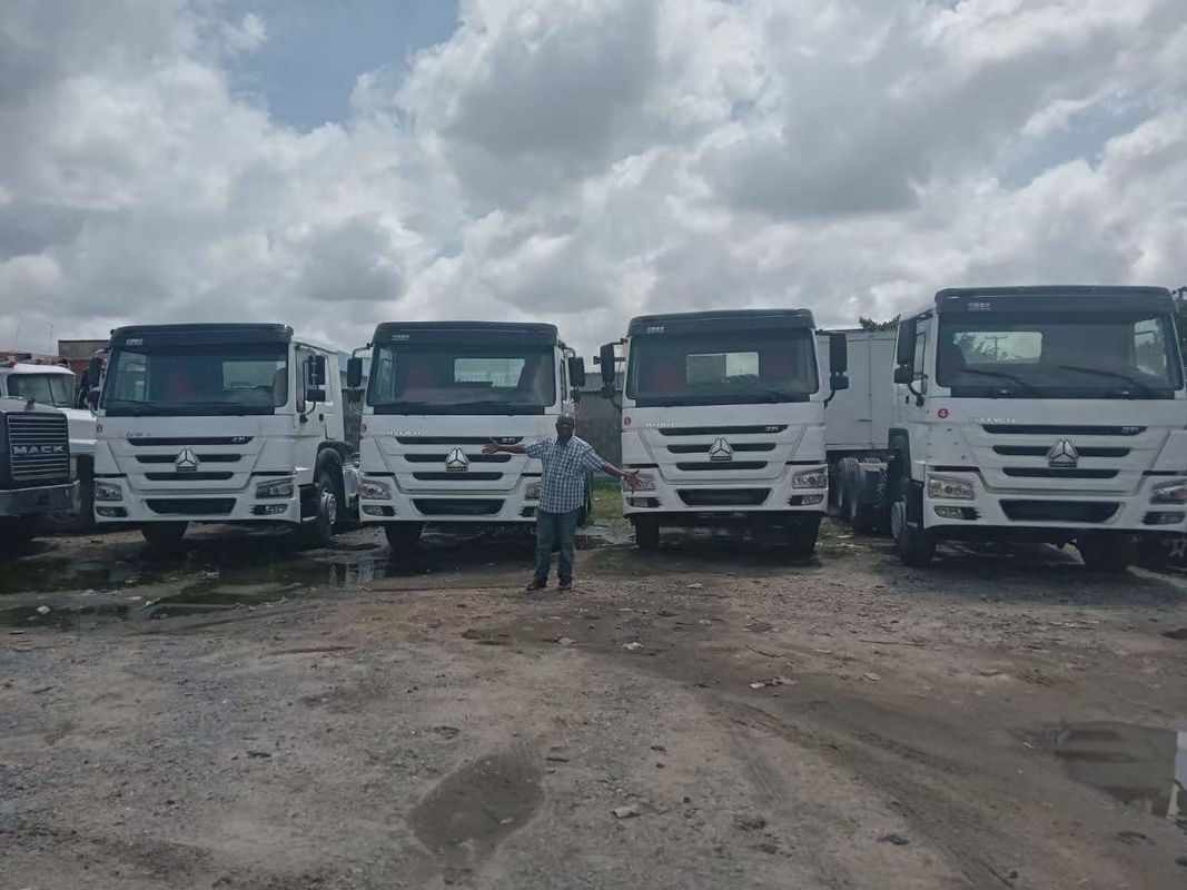 371hp White Used Dump Truck at Maximum Torque Nm 1500-2000Nm Gross Vehicle Weight ≥30T