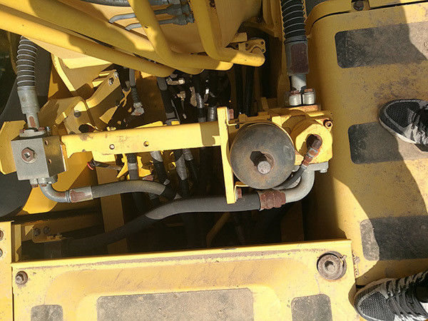 Bucket 0.9CBM Komatsu Used Excavator PC 200 Thumb Heavy Duty Equipment for Heavy Work