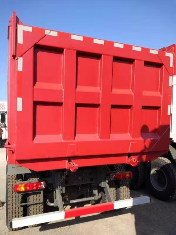 10 Tire Sinotruk HOWO 6*4 Used 371HP Tipper Dump Truck for Stone Sand Transport