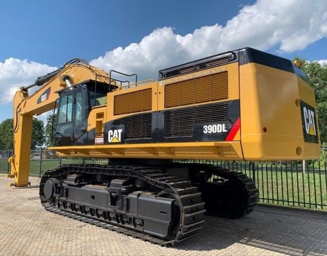 Cat 390D Excavator with 90000 KG Machine Weight and 4.6m3 Bucket Capacity Directly Sell