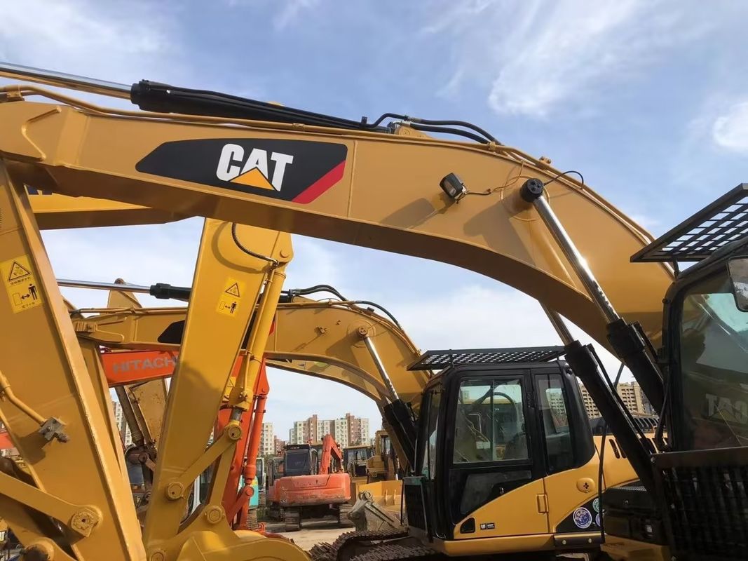 CAT320D Used Excavator in UAE Crawler Backhoe CAT320DL CAT320D2 for Construction Work