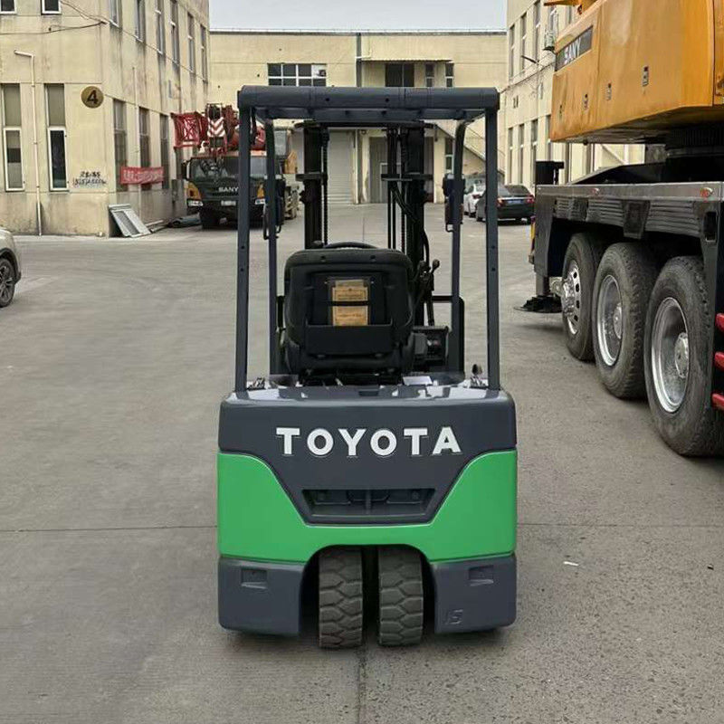 Green 1.5 Tons Electric Forklift Working Hours 0-2000 Easy to Maintain