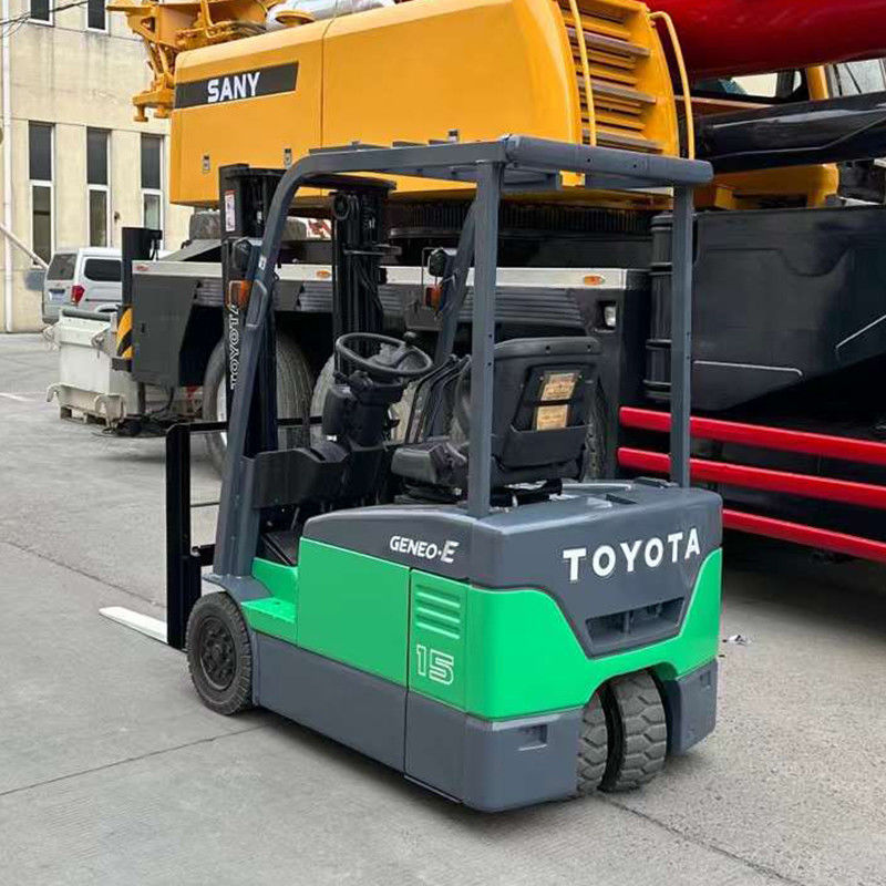 Green 1.5 Tons Electric Forklift Working Hours 0-2000 Easy to Maintain