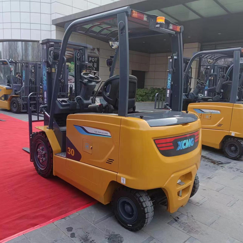 4900 KG Weight 3Tons Rated Lifting Capacity Electric Forklift for Customer Requirements