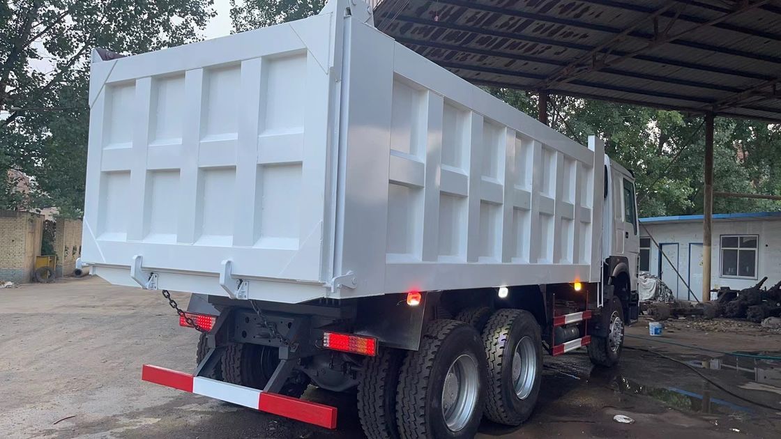 Sinotruk 6X4 HOWO 10 Wheeler Cargo Truck 336hp 371hp for Engineering Transportation