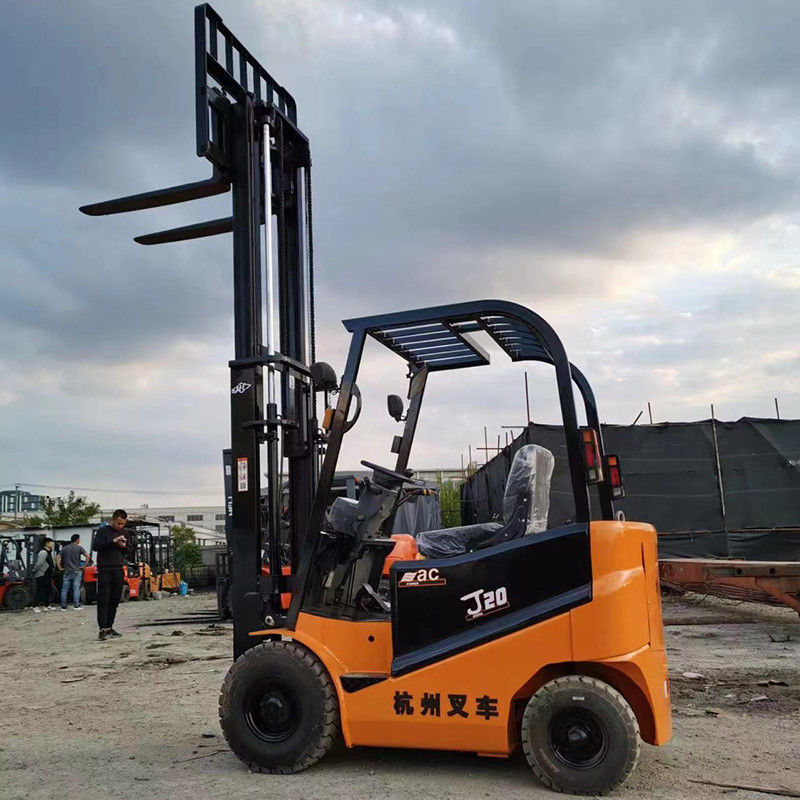 Forklift Electric 4x4 2 Ton Used with Non-slip Off-road Tire and Fork Length 1070mm
