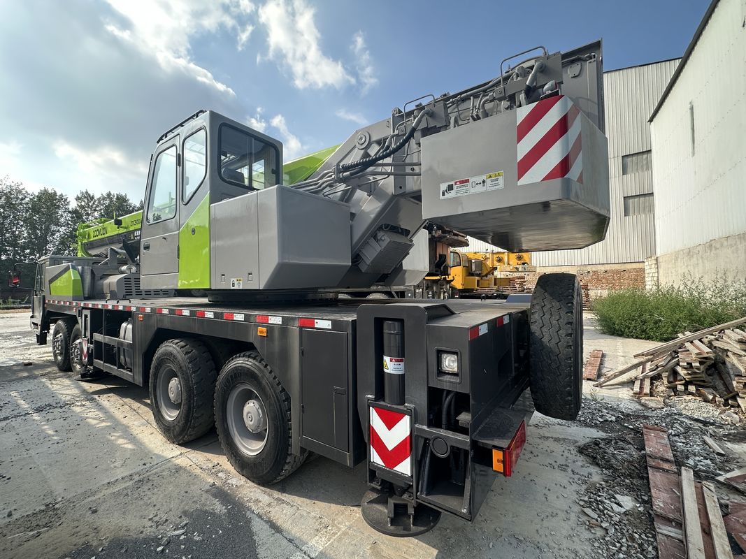 Zoomlion 55 Ton Truck Crane 50 Ton Capacity for Construction Projects in 2020
