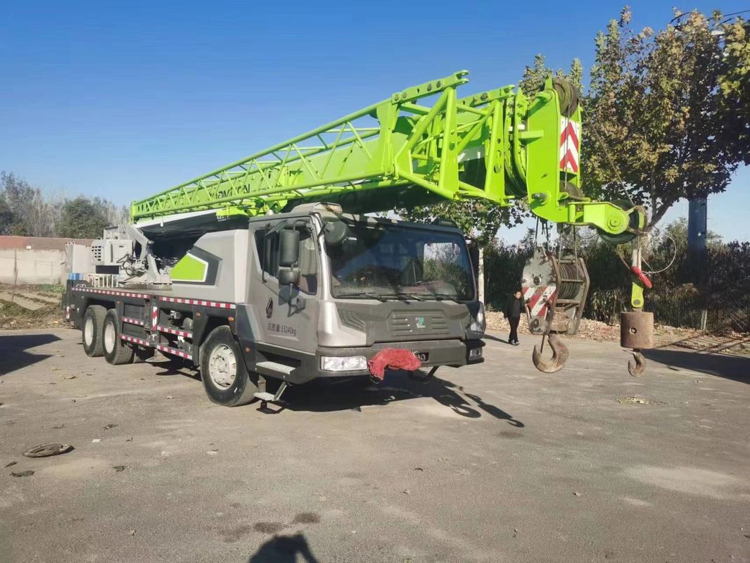 Good Zoomlion 25 Ton Truck Crane with Green Design and Maximum Operating Speed of 80km/h