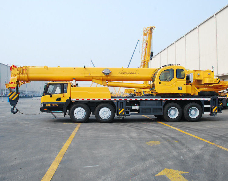 Construction P H Used 50t Truck Crane with Max. Rated Total Lifting Capacity of 50t