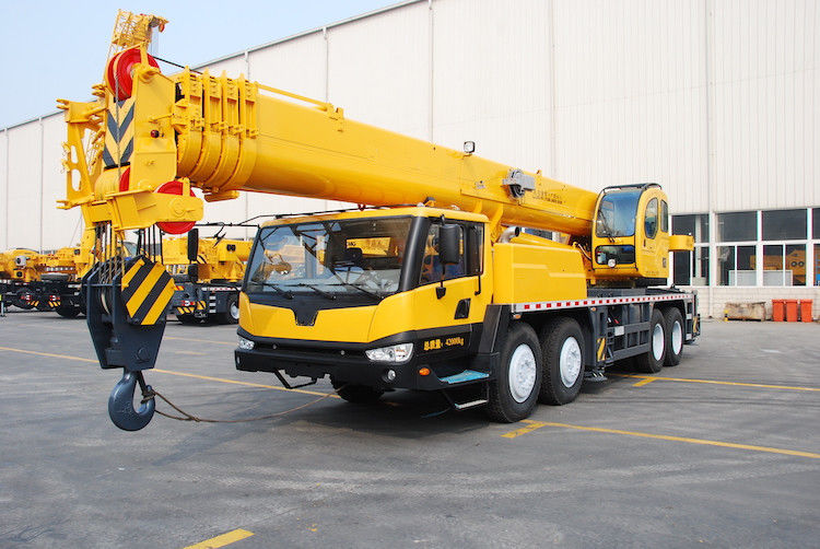 Construction P H Used 50t Truck Crane with Max. Rated Total Lifting Capacity of 50t