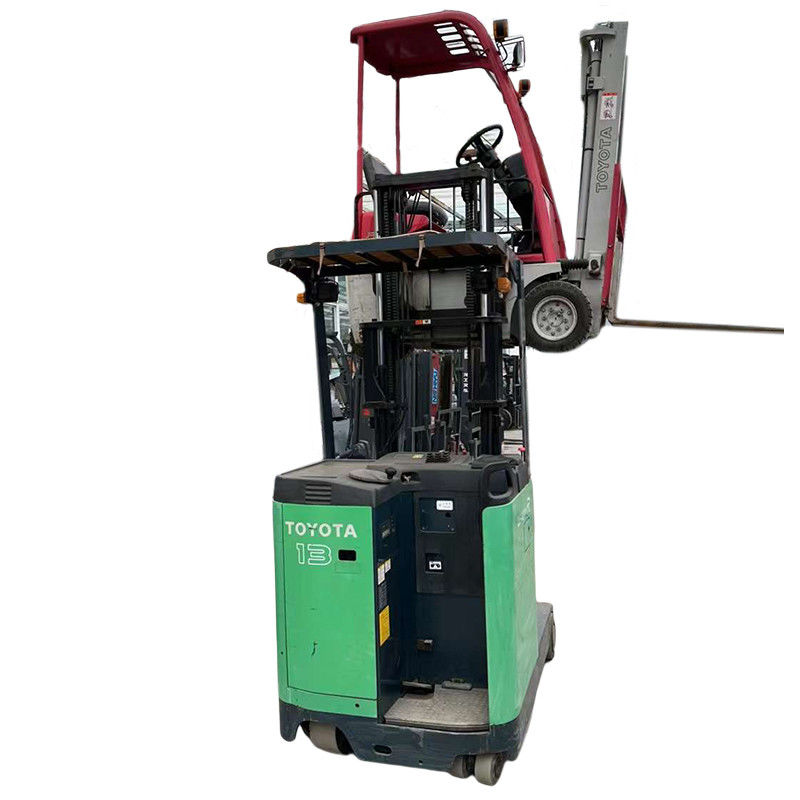 Sell 105 Ton Electric Diesel Forklift with Non-slip Off-road Tire and 150m Fork Width