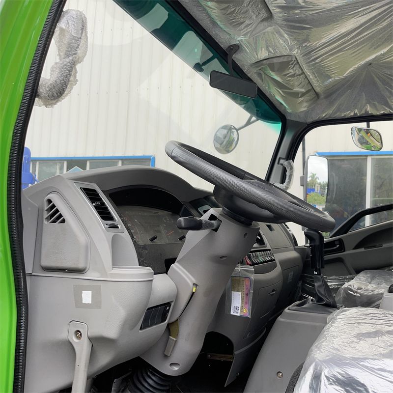 156HP EURO-V Emission Light Dump Tipper Truck in Diesel Fuel Type No Cruise Control