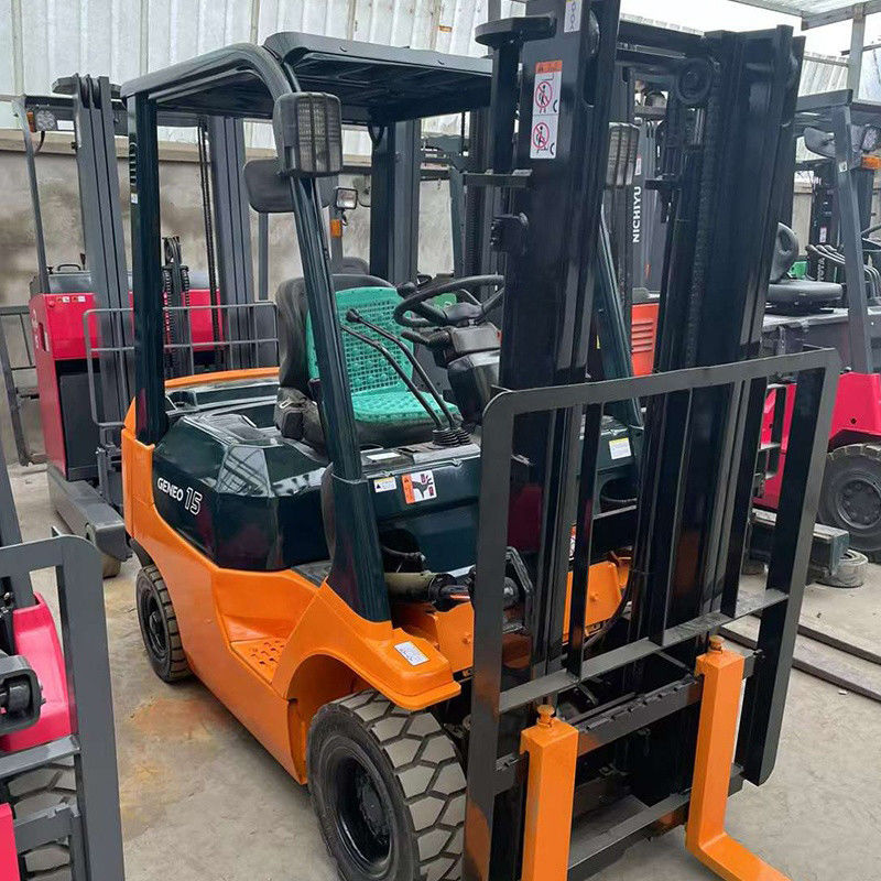 10 Ton Diesel Forklift with 80/370 Battery Voltage/Capacity and 125MM Fork Width