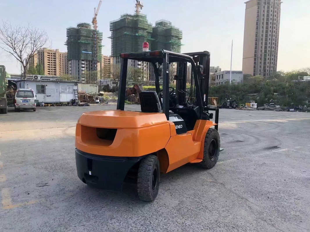 10 Ton Diesel Forklift with 80/370 Battery Voltage/Capacity and 125MM Fork Width