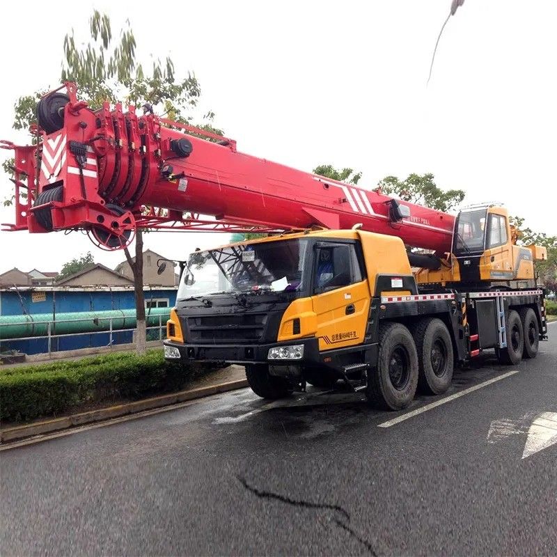 Top STC1000T 100ton Heavy Duty Hydraulic Truck Crane with Max. power of 353/1900kW/rpm