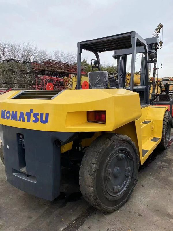 40 Ton Electric Reach Forklift with 11.9kw Drive Motor Power and Durable Nylon Tires