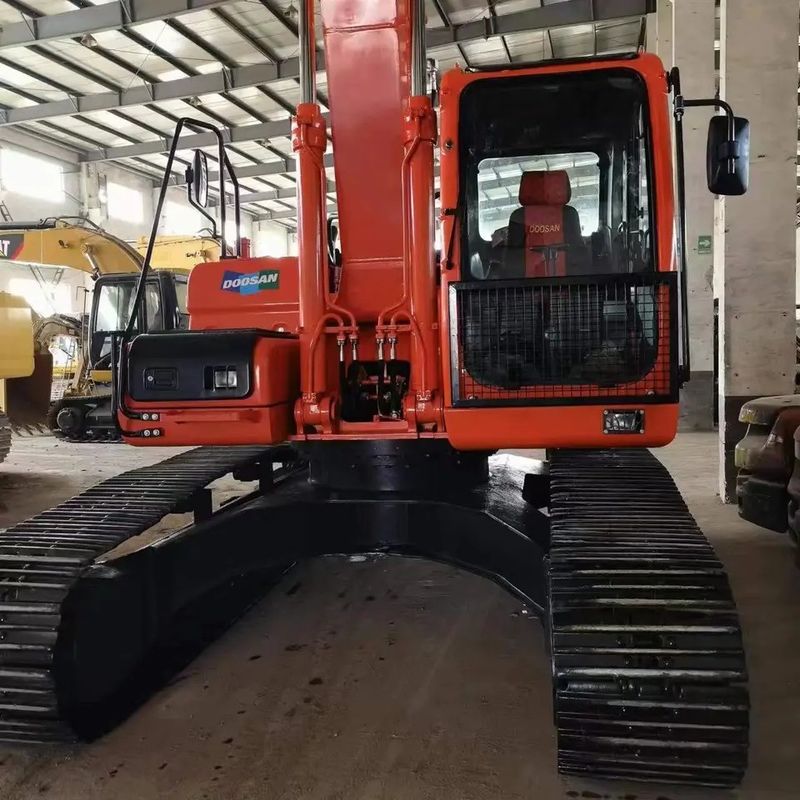 Max Digging Radius 10705 mm 110 kw Good Condition Doosan DX225 LC Crawler Digger Excavator