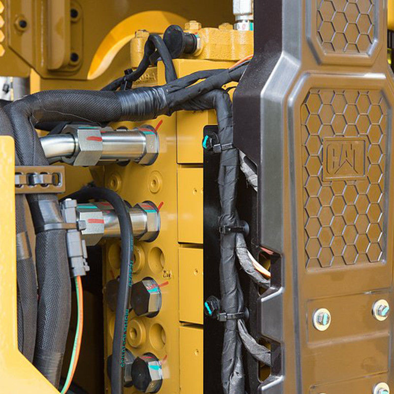 Used CAT 310 Crawler Excavator with 5700 Boom Length and Kawasaki Hydraulic Cylinder