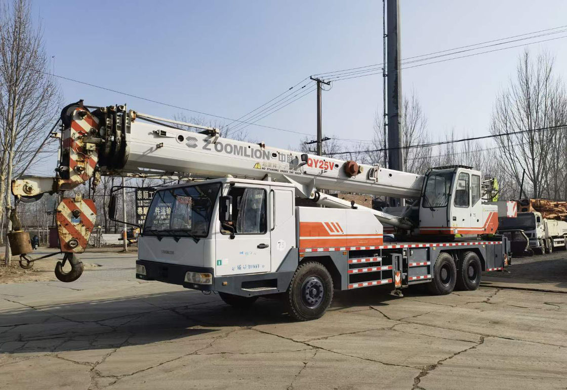 Zoomlion QY25V 25t Used Truck Crane with Hydraulic Pump in Excellent Working Condition