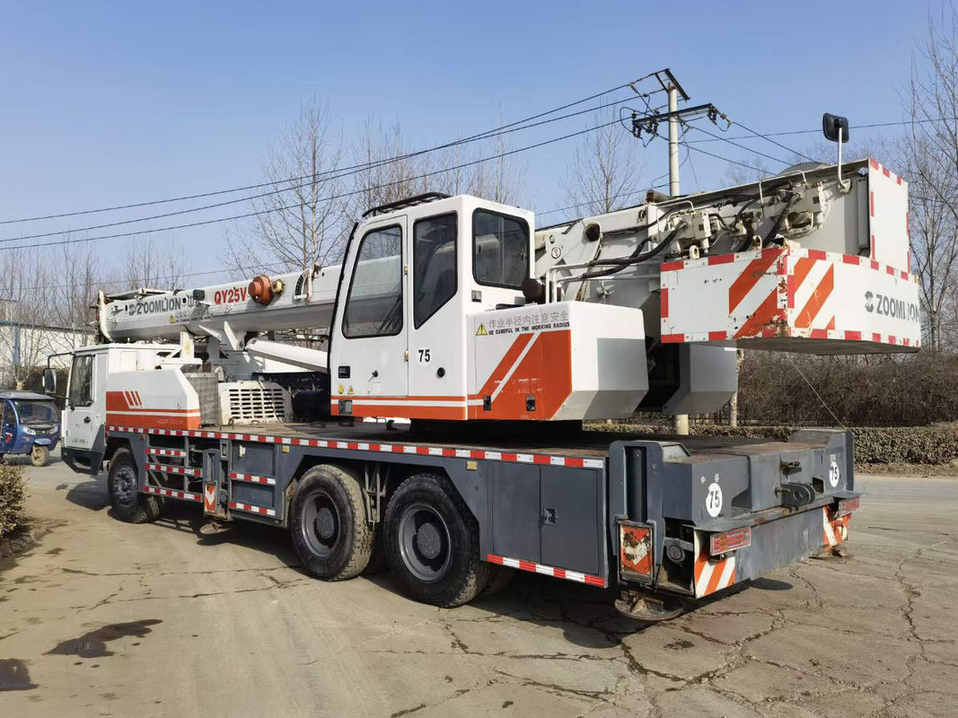 Zoomlion QY25V 25t Used Truck Crane with Hydraulic Pump in Excellent Working Condition