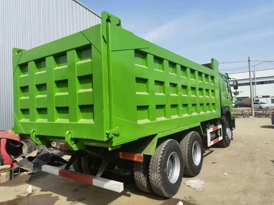 Used Sinotruck 6x4 371hp 30tons Howo Tipper Dump Truck with Weichai WD615.47 Engine