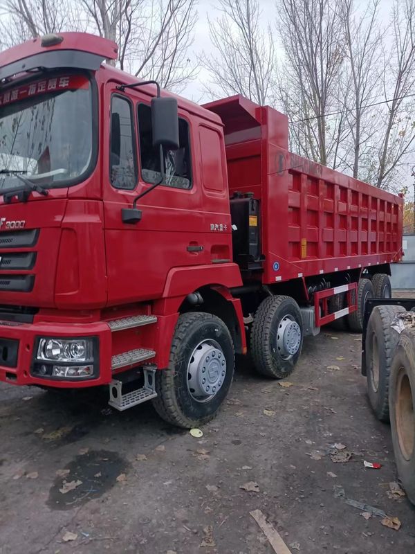Shacman F3000 8x4 Tipper Truck with Cargo Tank Dimension of 7600 X 2300 X 1500 mm