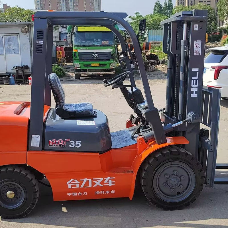 Chinese HELI 3.5 Ton Used Diesel Forklift with Side Shifter Flexible Maneuverability