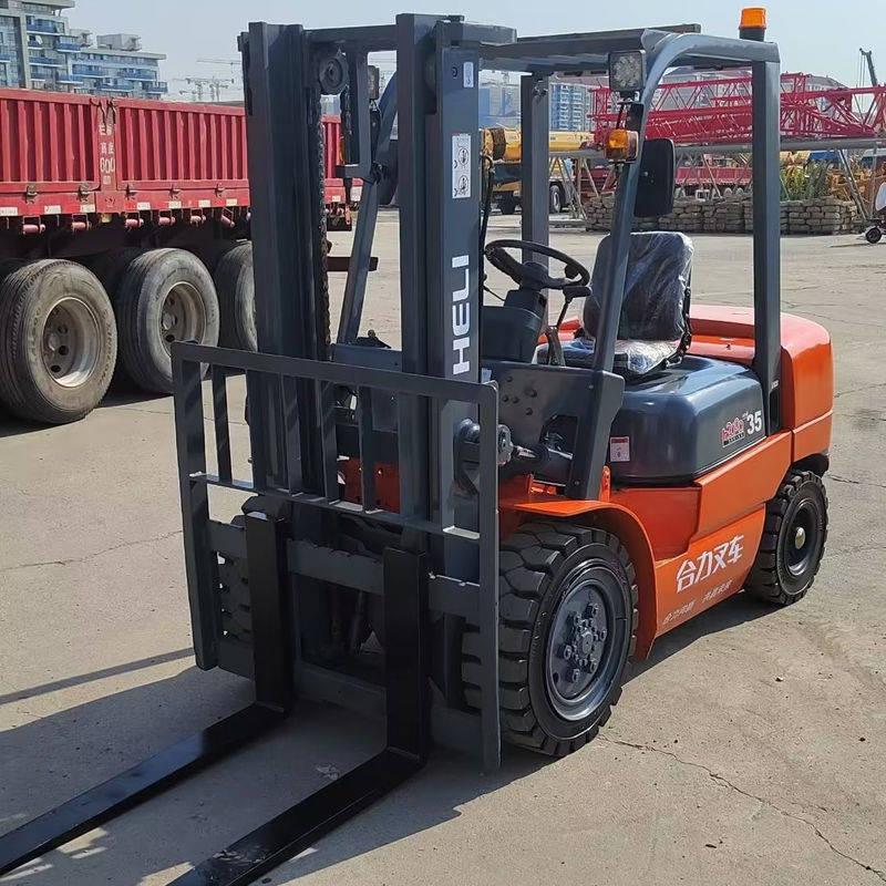 Chinese HELI 3.5 Ton Used Diesel Forklift with Side Shifter Flexible Maneuverability