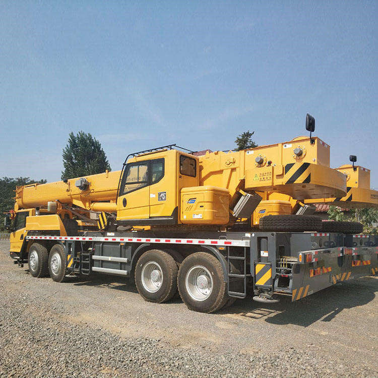 5000 kg Weight Top Truck Crane Qy50k with High Lifting and High Operating Efficiency