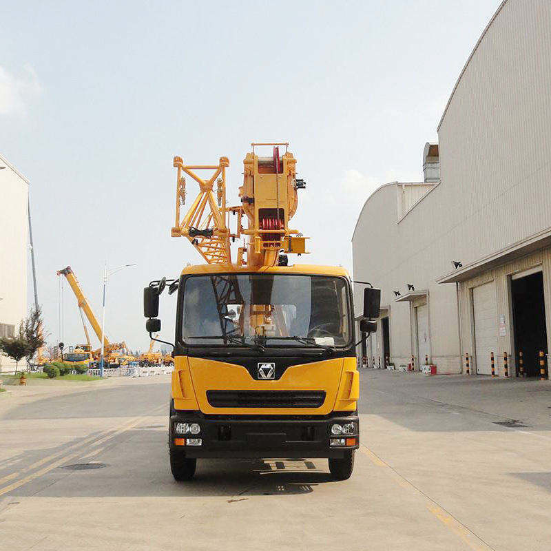 Euro 2/3/4/5 Emission Standard 12 Ton Truck Crane with Lattice Boom in Philippines