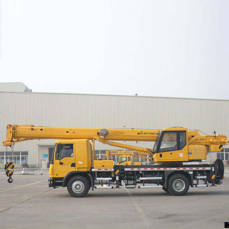 Euro 2/3/4/5 Emission Standard 12 Ton Truck Crane with Lattice Boom in Philippines