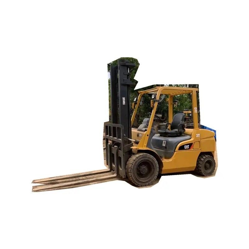 Second-hand 3 ton Lifting Tools CAT FD30 diesel forklift suitable for heavy-duty tasks