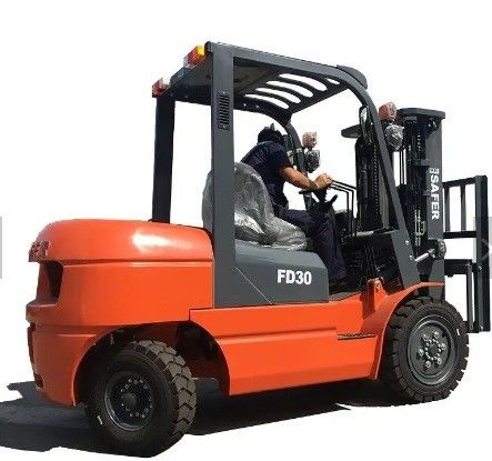 FD30 Diesel Forklift with 4300 kg Weight and 125mm Fork Width Powered by Isuzu Engine