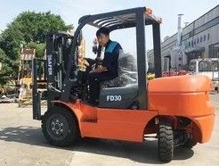 FD30 Diesel Forklift with 4300 kg Weight and 125mm Fork Width Powered by Isuzu Engine