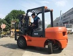 FD30 Diesel Forklift with 4300 kg Weight and 125mm Fork Width Powered by Isuzu Engine
