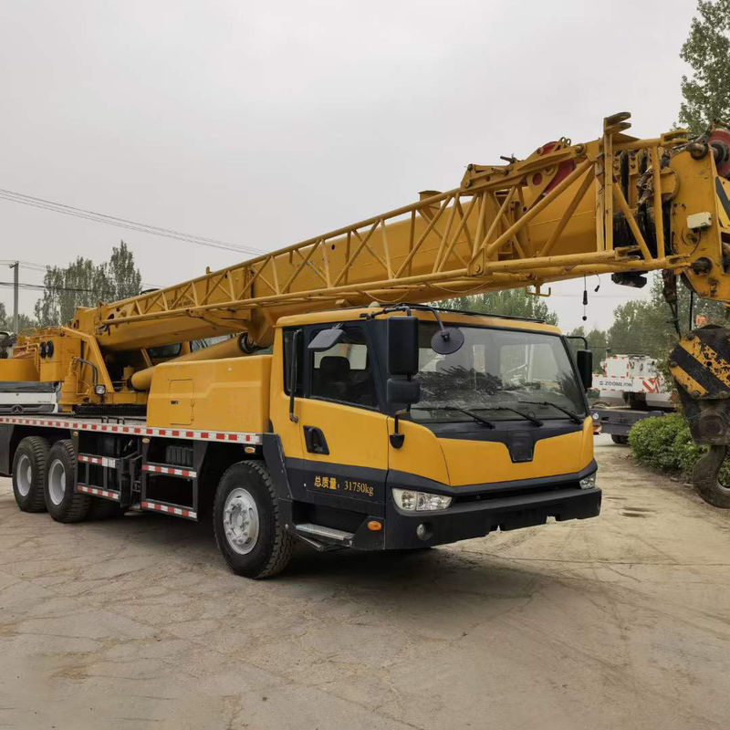 Max. Lifting Load 70ton Used Truck Crane with Good Condition and 2001-4000 Working Hours