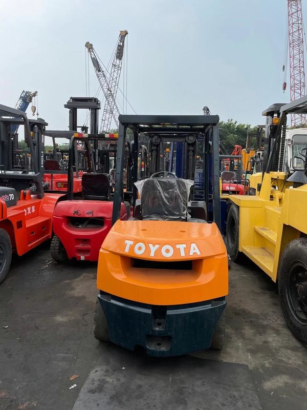 Toyota Diesel Forklift 3.5 Tons Used with and 2001-4000 Working Hours