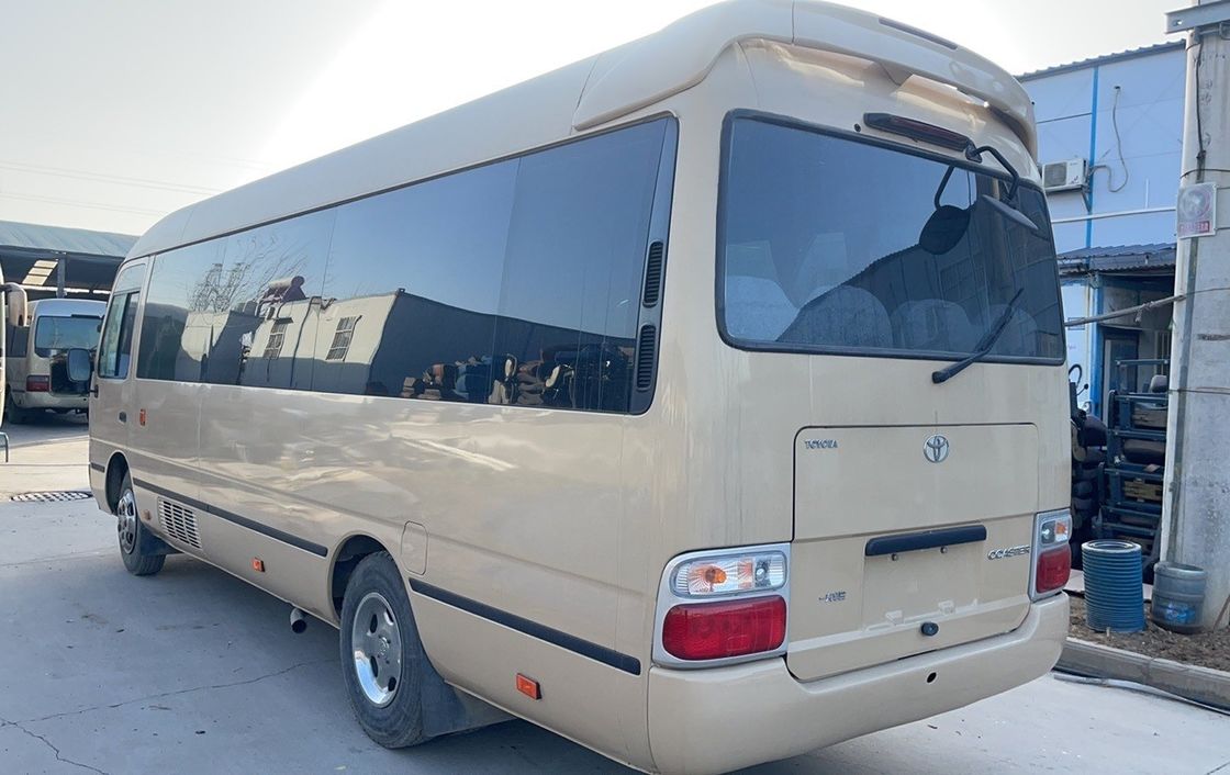 30 Seats LHD Driving Bus with 4104ml Displacement and Diesel Fuel to Meet Your Needs