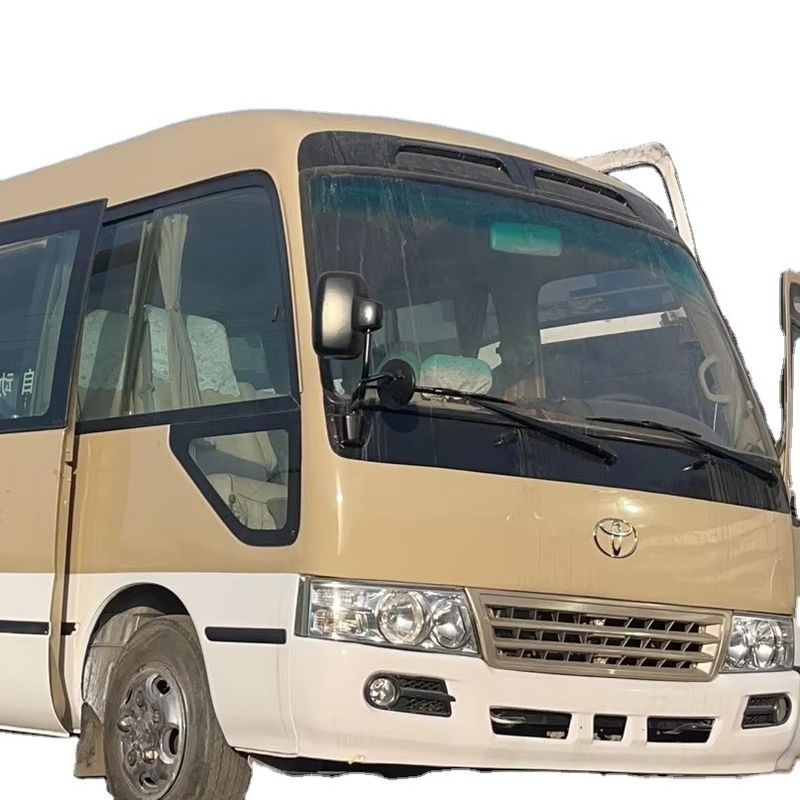 30 Seat Luxury Coach Toyo Ta Coaster Bus with Max Power of 113/5200kw and EURO 3 Emission