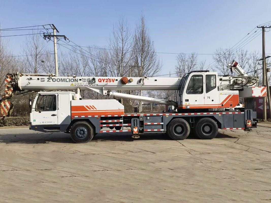 25 Ton Used Crane Machine with 1010KN.M Max. Lifting Load Mobile Wheel Truck Crane