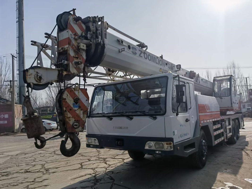 25 Ton Used Crane Machine with 1010KN.M Max. Lifting Load Mobile Wheel Truck Crane
